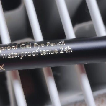 Estée Lauder Double Wear Waterproof Gel Eye Pencil 01 Onyx new