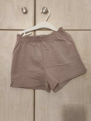 Σορτς H&M σαν καινούργιο, πολύχρωμο, για 6-7 ετών