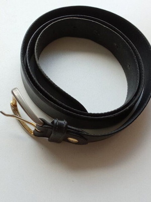 Δερμάτινη ζώνη Real Leather σαν καινούργιο, μαύρη και χρυσαφί, 120cm