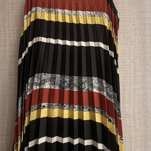 BSB maxi pleated striped dress size 40 like new