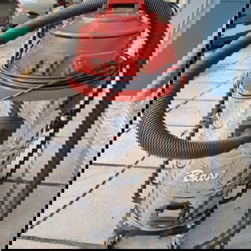 Base 440 professional vacuum cleaner used with 3 motors 1200W each