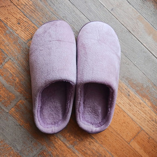 Women's winter slippers new, size 40-41, purple