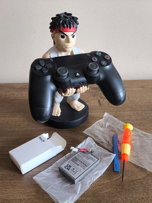 Universal battery for PlayStation 4 controller/joystick with two sockets