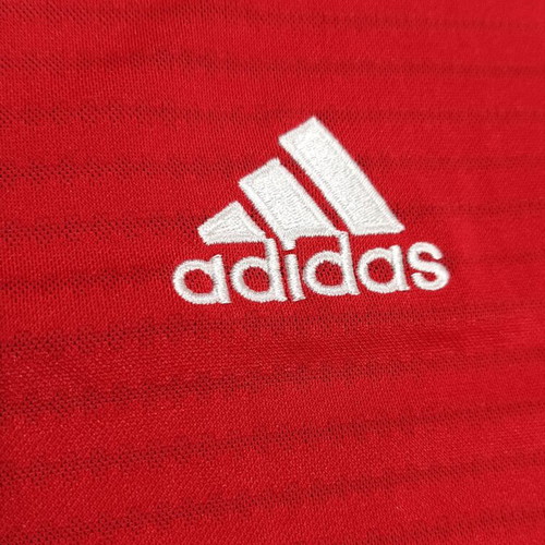 Manchester United Adidas 2018 jersey size L like new