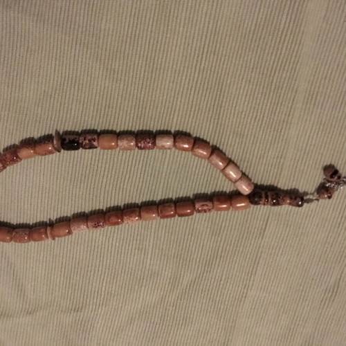 Decorative komboloi with synthetic resin and multicolor worry beads like new
