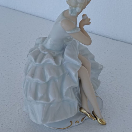 Wallendorf Schaubach Kunst ballerina figurine with mirror, vintage porcelain