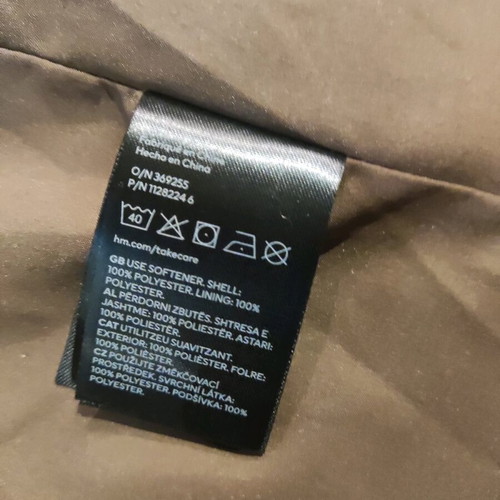 Μπουκλέ παλτό H&M μακρύ, καινούργιο, με ζώνη και μεγάλες τσέπες μπεζ