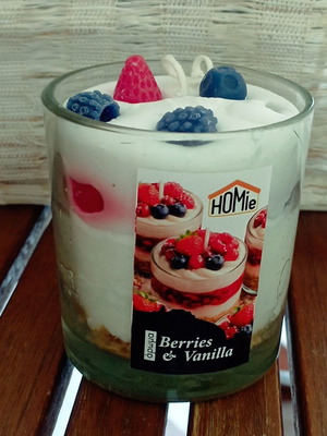 Κερί βάζο σχέδιο επιδόρπιο με berries και βανίλια 180γρ