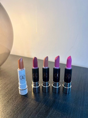 Anastasia Beverly Hells Mini Lipstick set of 5 like new