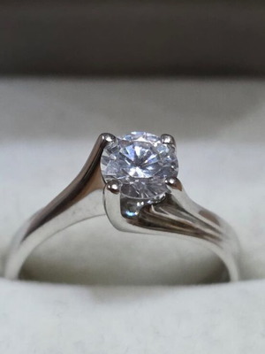 White Gold Solitaire Ring New with Zircon 585 Carat
