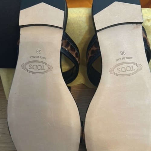 Tod’s sandals size 36 new, black leather with calfhide