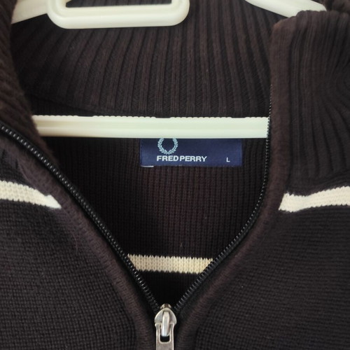 Fred Perry long sleeve shirt like new, size large, 100% cotton