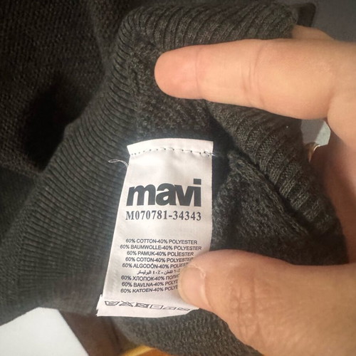Mavi thin sweater new with tag, sizes L and XL