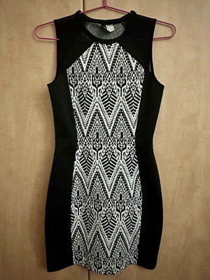 Mini dress black and white like new, sleeveless with shoulder transparency