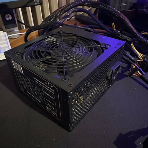 Force Ultra Series FP-650W power supply used, 650 watt