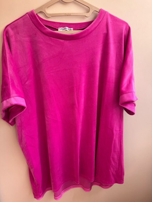 Velour set fuchsia new, fits all sizes