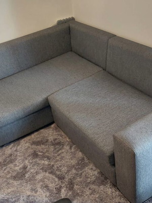 Γωνιακός καναπές μεταχειρισμένος 2,20 x 2,20 σε γκρι απόχρωση