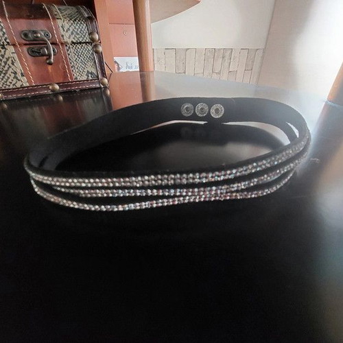 Tsoker necklace black velvet triple with strass like new