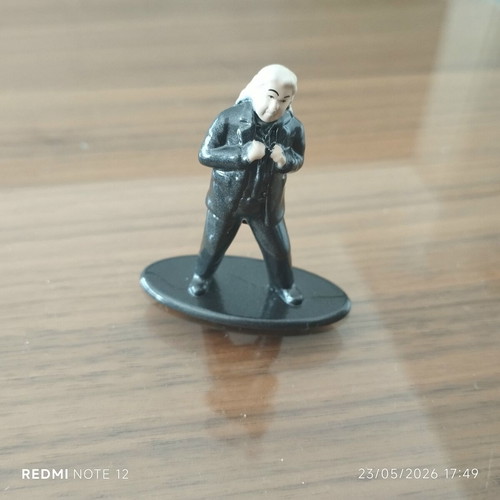 Harry Potter metal mini figures set of 2 like new