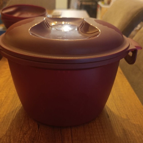 Tupperware rice microwave cooker 2.2 L
