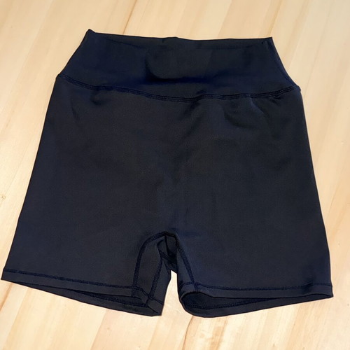 Alo shorts like new, black, size S