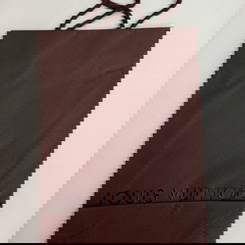 ΧΑΡΤΟΣΑΚΟΥΛΕΣ ΣΥΣΚΕΥΑΣΙΕΣ LUIS VUITTON 1