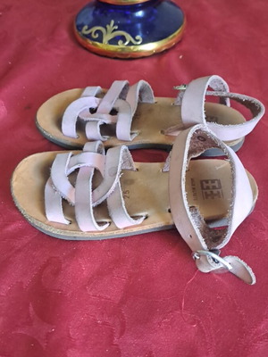 Σανδάλια νούμερο 25 μεταχειρισμένα, μπεζ και ροζ, made in Crete