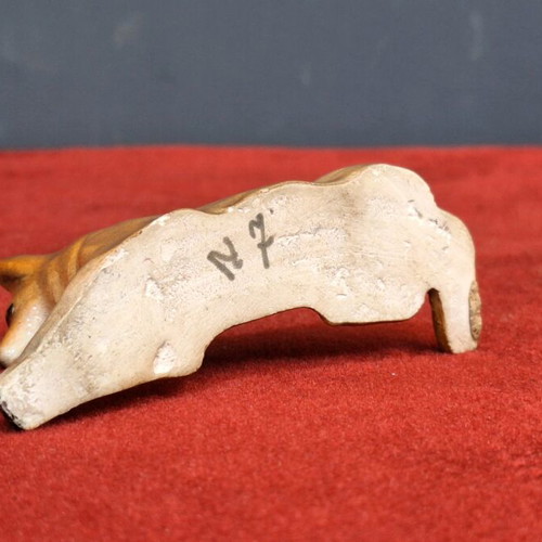 Porcelain dog figure used, vintage