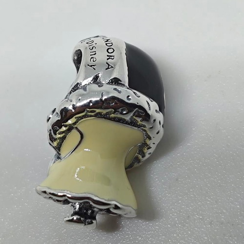 Cruella de Vil Silver Charm like new with collectible details