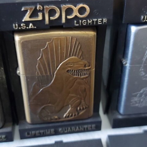 Zippo collection like new, about 500 lighters with accessories
