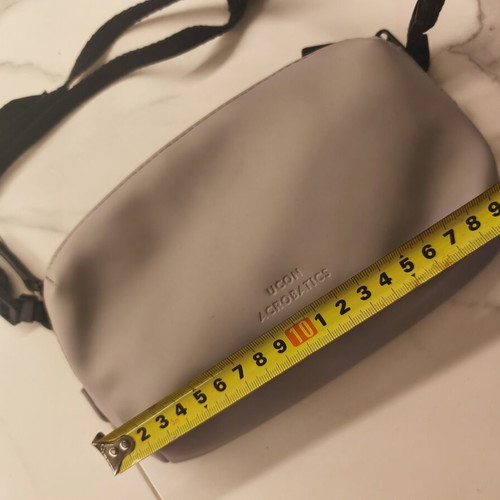 Ucon Acrobatics crossbody bag used, lilac