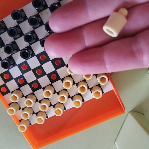 Vintage mini checkers board game used, plastic, 70s