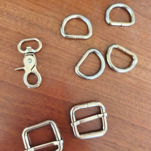 Bag rings and accessories like new, gold color set