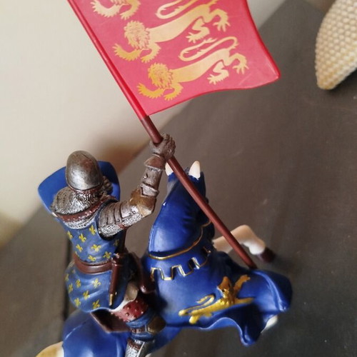 Papo King Richard's Blue Horse with Knight Rider like new