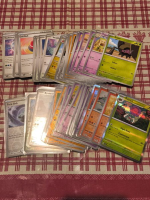Surging Sparks Pokémon πακέτο 45 μονές κάρτες