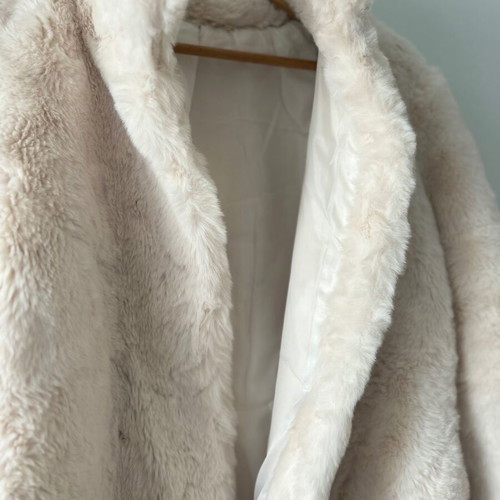 Fur one size, white, new