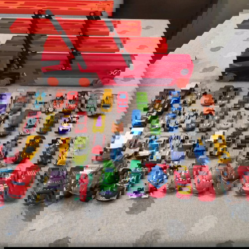 Πακέτο αυτοκινητάκια Disney/Pixar και Hotwheels μεταχειρισμένα, 115 τεμάχια