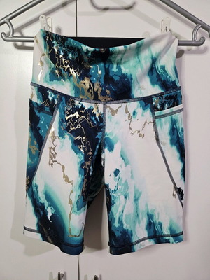 Biker shorts με μαρμάρινο σχέδιο και τσέπες Old Navy σαν καινούργιο