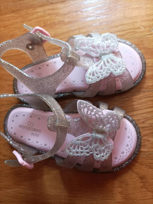 Worldcolors sandals like new, size 21/22