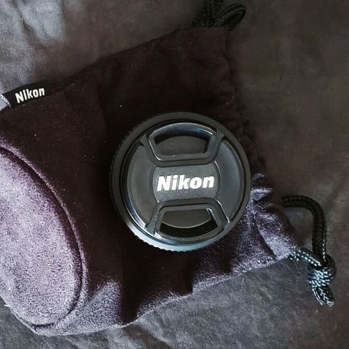 Nikon AF Nikkor 50mm f/1.8D lens like new