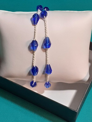 Bracelet handmade with white thread and blue glass beads new