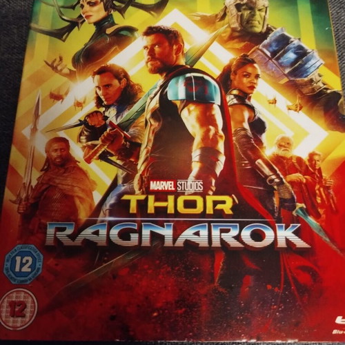 Marvel Thor Ragnarok Blu-Ray like new with subtitles