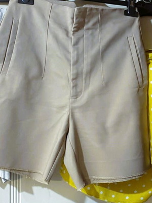 Shorts like new, pack, size S, multicolored
