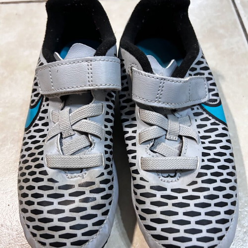 Nike football sports shoes used, size 31.5, gray and blue