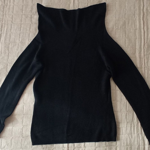 Leone black pullover with wide turned neck like new