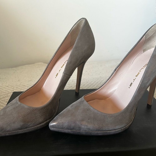 Mourtzi leather pumps collectible grey size 38 new