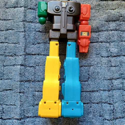 Voltron used 60 cm with missing parts and broken piece