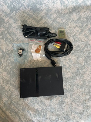 PlayStation 2 used for spare parts with controller and chip