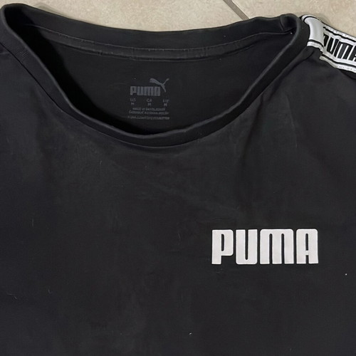 Puma T-Shirt black taped shoulder logo print size M like new