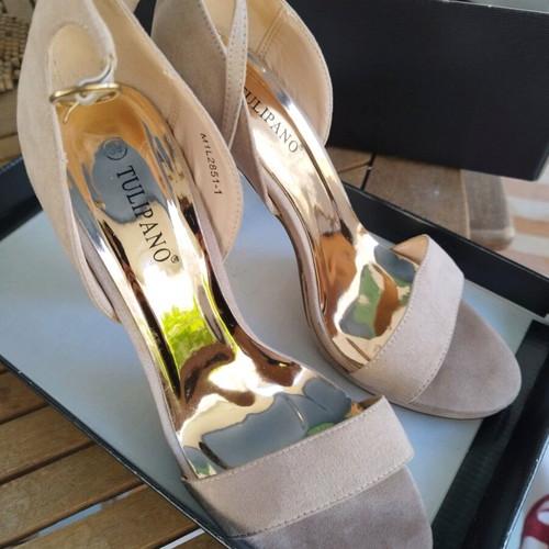 High heeled sandals used, beige, size 39